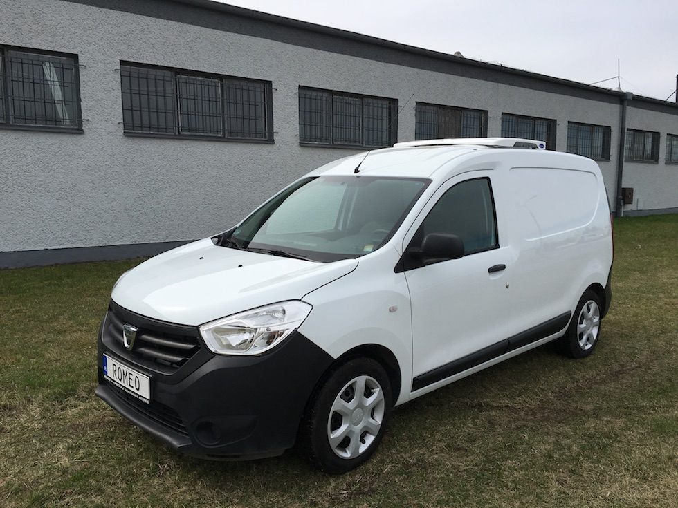 Pojazdy dostawcze chłodnie lub mroźnie L1H1 typu Peugeot Partner lub Dacia Dokker